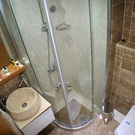 Cunda Kivrak Otel Ayvalı