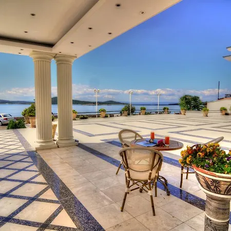 Otel Cunda Kivrak Ayvalı