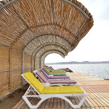 Cunda Kivrak Otel Ayvalı