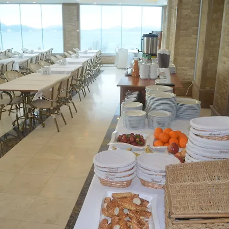 Cunda Kivrak Otel 2*